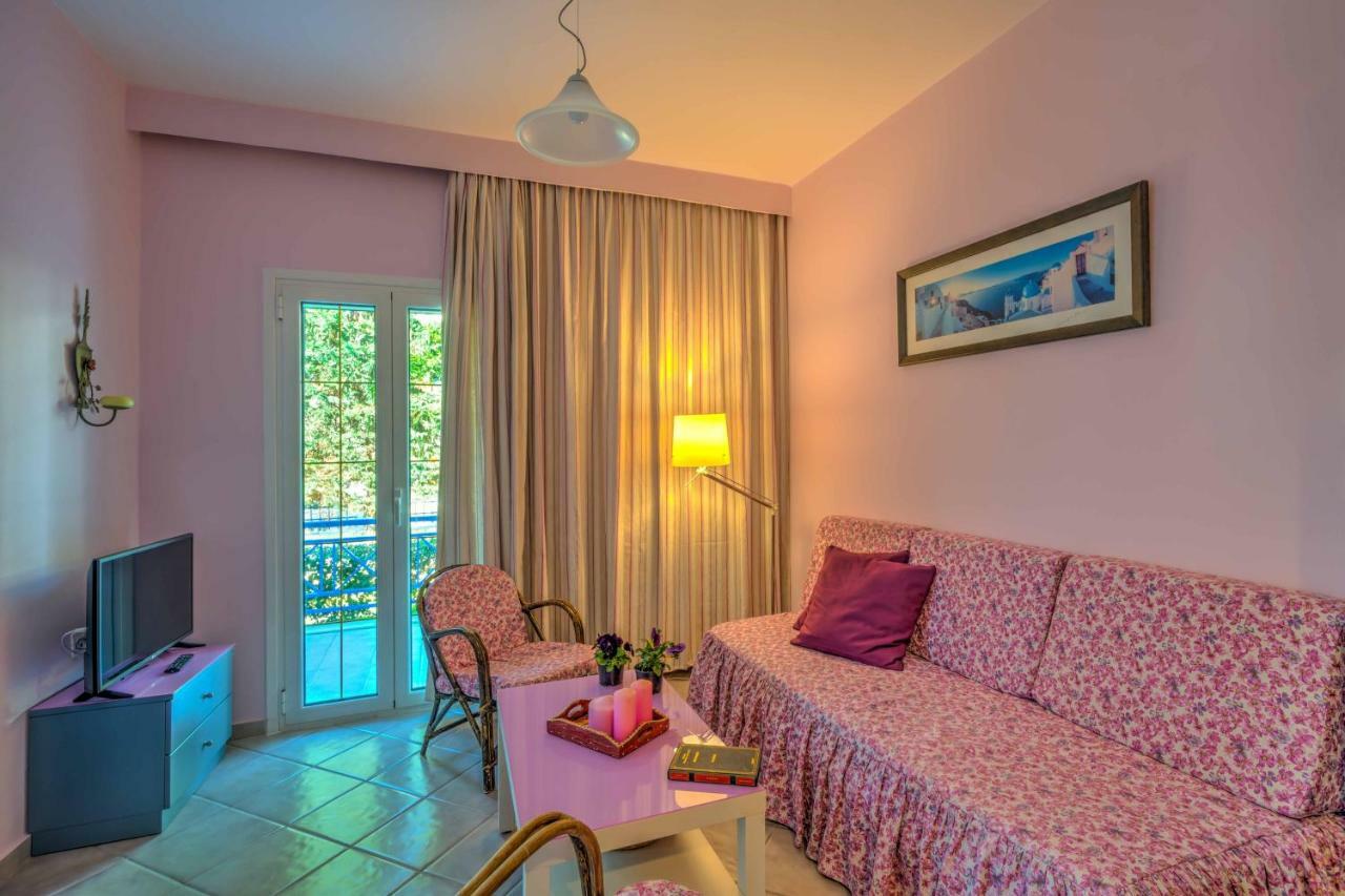 Elegant 1Br By Heraklion Beach Sun &Comfort Await Amoudara Lasithiou Exterior foto